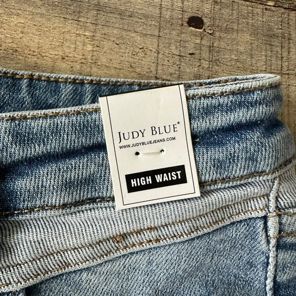 Judy Blue Women's High Waist Denim Shorts Size S - Picture 2 of 8